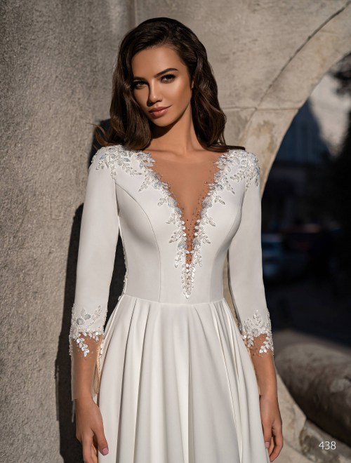 https://www.sposa-lia.com/images/stories/virtuemart/product/438       (2)90.jpg